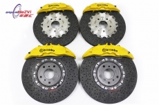 Brembo 前六后四 碳陶瓷剎車